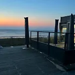 Apartment Vakantiewoning Aan De Kust 16 *