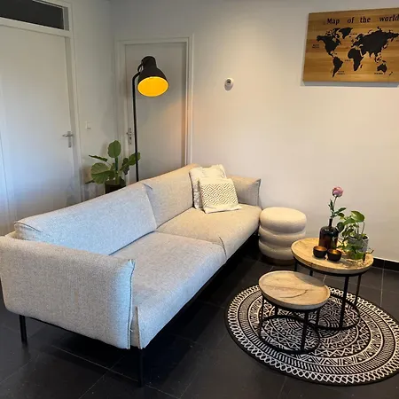 Vakantiewoning Aan De Kust 16 * אגמונד אן זי