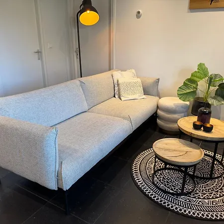 Appartement Vakantiewoning Aan De Kust 16 *